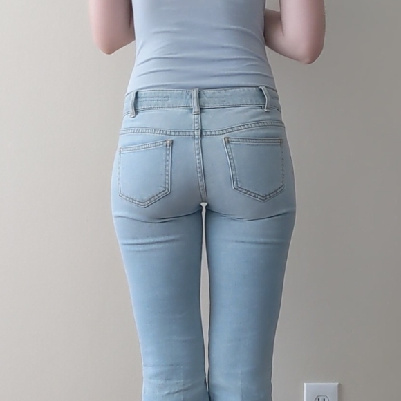 Club Monaco Low-Rise Flared Jeans - Picture 4 of 5
